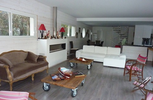 Arcachon Villa | Spacious villa, sunny, heated pool in Arcachon le Moulleau