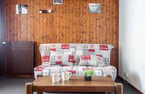 Val Claret Apartment | Studio Les Grandes Platières-25 by Interhome