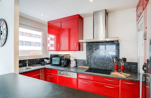 Tignes le Lac Apartment | Tignes - Cozy 3-room apartment, sleeps 8, ski-in/ski-out, close to shops, WiFi