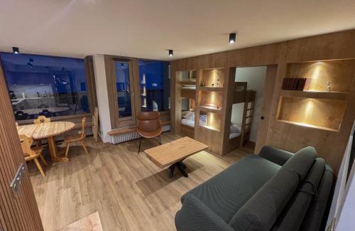 Tignes le Lac Apartment | Tignes Lac - Appartement rénové - 50 m des pistes