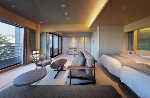 Ikaho Stone Steps Hotel | 楓と樹