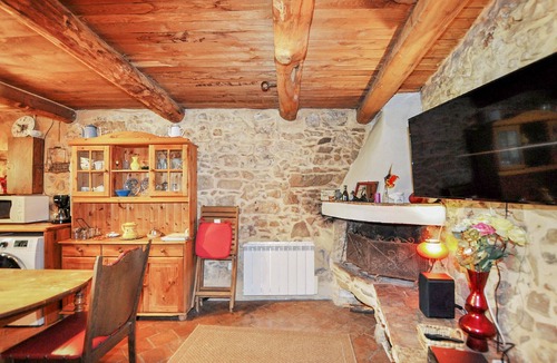 Assignan House | 1 bedroom stunning home in Assignan