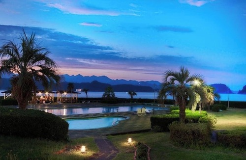 Taiji RV Rental | 1 night 2 meals included | For 4 people Glampin/Higashimuro County Wakayama