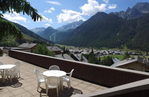 Ceillac Apartment | 100m from ski slopes, balcony, parking, tv, ski locker, 23m², Ceillac en Queyras