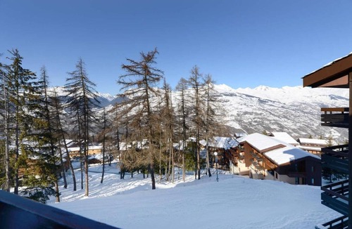 Bellentre Apartment | 100m from ski slopes, 1st floor, view ski slopes, terrace, tv, ski locker, 48m²