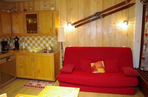 Tignes le Lac Apartment | 10m from ski slopes, Ground floor, balcony, tv, ski locker, 28m², Tignes