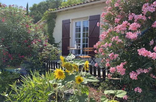 Saint-Etienne-de-Gourgas House | 110 m² Gîte ∙ 3 bedrooms ∙ 7 guests