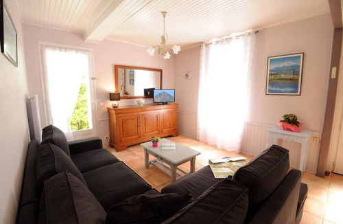 Rigarda House | 120 m² Gîte ∙ 4 bedrooms ∙ 8 guests