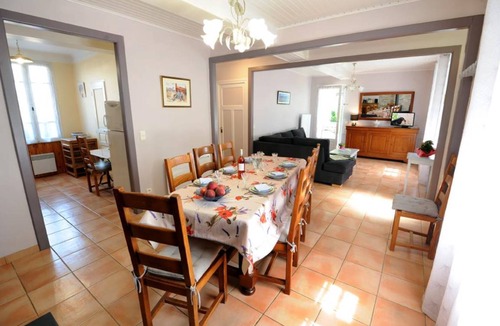 Rigarda House | 120 m² Gîte ∙ 4 bedrooms ∙ 8 guests