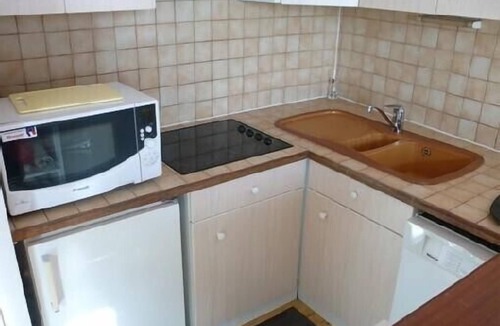 La Rochelle City Centre Apartment | 120€ per night for 4 people 7 Nights minimum.