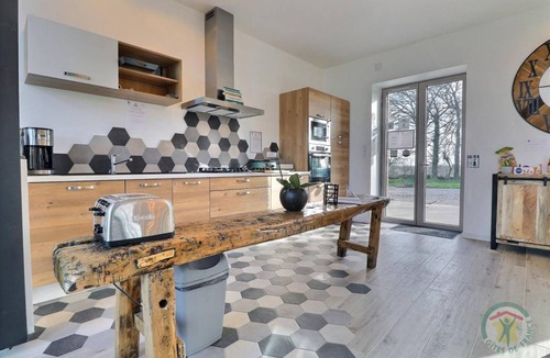Dol-de-Bretagne House | 123 m² Gîte ∙ 3 bedrooms ∙ 10 guests