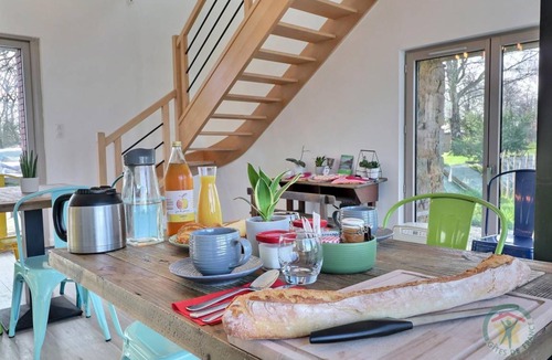 Dol-de-Bretagne House | 123 m² Gîte ∙ 3 bedrooms ∙ 10 guests