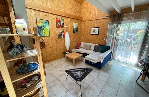Hourtin Port Ski Chalet | 124 - 500m from Lake Hourtin and the children's island