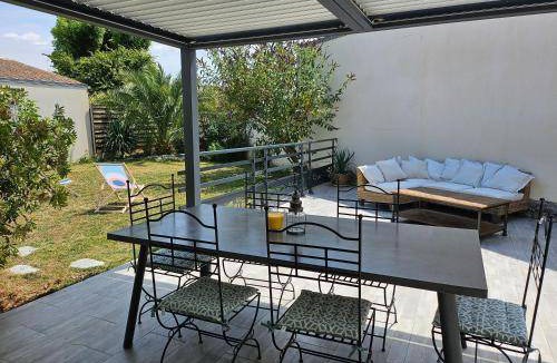 Esnandes Villa | 125 m² Villa ∙ 3 bedrooms ∙ 8 guests