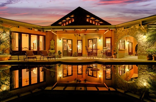Dominicalito Villa | 129 5 STAR REVIEWS, SUNSETS 365, INFINITY EDGE POOL, WHITE WATER OCEAN VIEW
