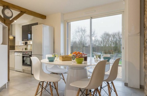 Nort-sur-Erdre Cottage | 130 m² Cabin ∙ 3 bedrooms ∙ 7 guests