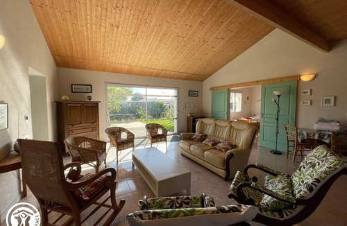 Bouin Cottage | 135 m² Cabin ∙ 3 bedrooms ∙ 9 guests