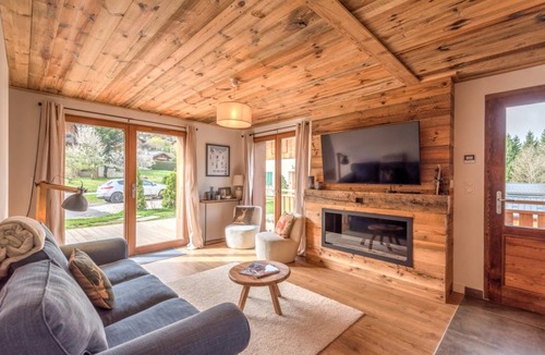 Praz-sur-Arly Ski Chalet | 135 m² Chalet ∙ 4 bedrooms ∙ 10 guests