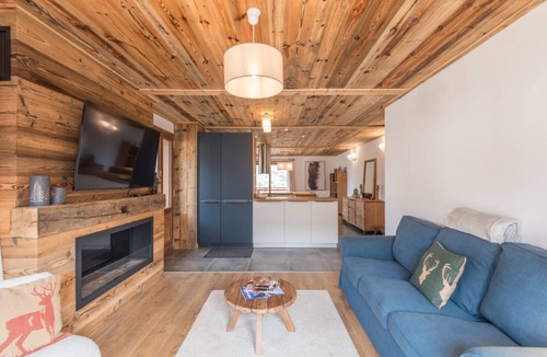 Praz-sur-Arly Ski Chalet | 135 m² Chalet ∙ 4 bedrooms ∙ 10 guests