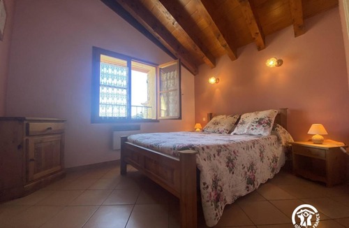 Souanyas House | 135 m² Gîte ∙ 4 bedrooms ∙ 8 guests