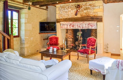 Fleurac House | 140 m² House ∙ 3 bedrooms ∙ 6 guests