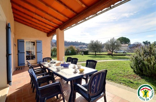 Le Pegue House | 150 m² Gîte ∙ 4 bedrooms ∙ 8 guests