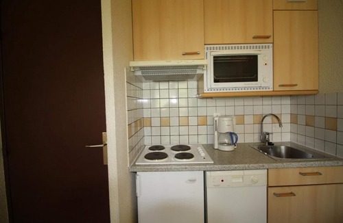 Le Lavachet Apartment | 150m from ski lifts, 6th floor, balcony, tv, ski locker, 24m², Tignes