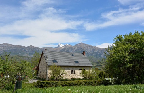 Chabottes House | 19th century house with year-round heated indoor pool.