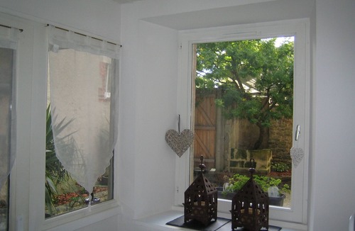 Bayeux Apartment | 2/4 persons in the heart of Bayeux with small private garden