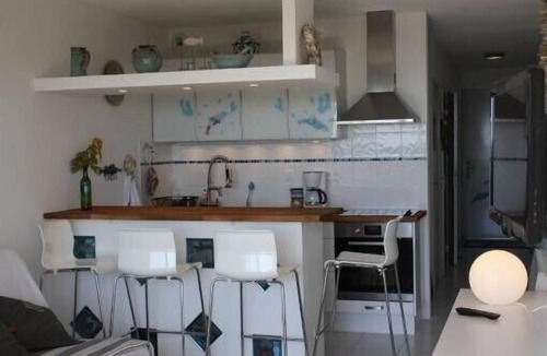 Frontignan Apartment | 2 bedroom apartment on the Frontignan Beach, first line