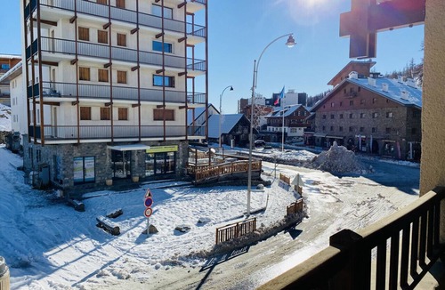 Peone Condo | 2 room apartment in the center close to the slopes