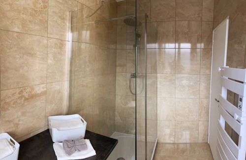 Elbeuf Apartment | 2-star apartment in the heart of Elbeuf