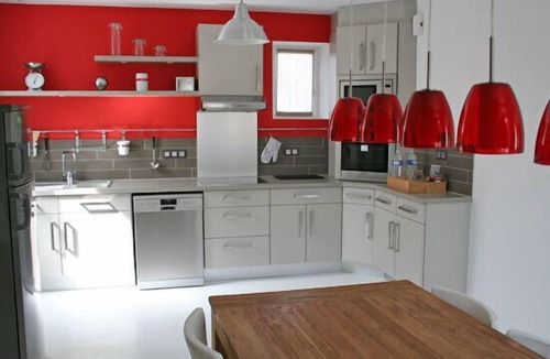 Port-en-Bessin-Huppain House | 20 METERS FROM THE PORT, boats, restaurants. Spacious house. Private parking.