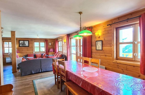 Flaine Ski Chalet | 200 m² Chalet ∙ 6 bedrooms ∙ 12 guests