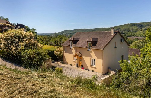 Souillac House | 200 m² House ∙ 3 bedrooms ∙ 8 guests