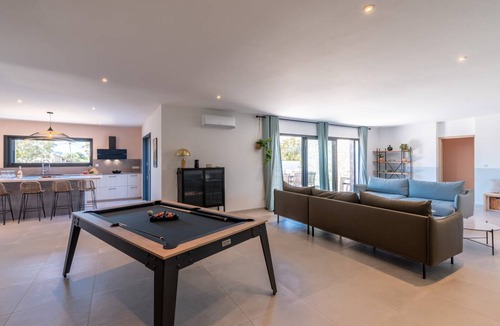 Lecci House | 200 m² House ∙ 5 bedrooms ∙ 10 guests