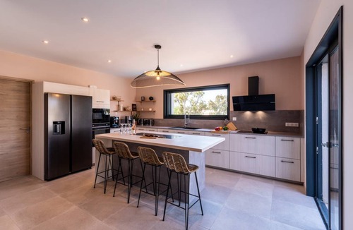 Lecci House | 200 m² House ∙ 5 bedrooms ∙ 10 guests