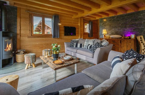 Saint-Jean-dʼAulps Ski Chalet | 207 m² Chalet ∙ 4 bedrooms ∙ 8 guests