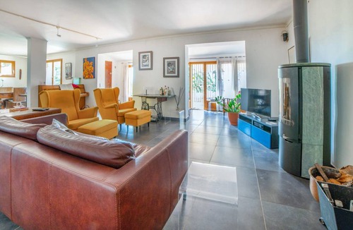 Besse-sur-Issole House | 218 m² House ∙ 4 bedrooms ∙ 8 guests