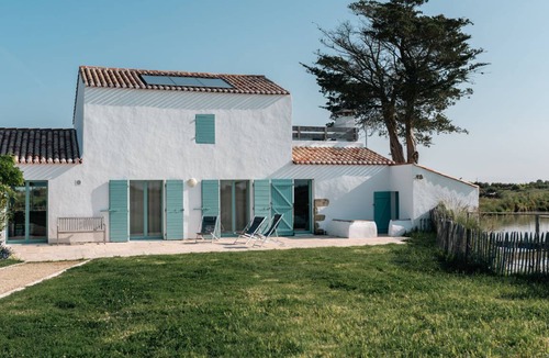 Bois-de-Cene Cottage | 220 m² Cabin ∙ 4 bedrooms ∙ 11 guests