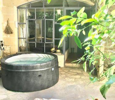 Euzet-les-Bains Bed & Breakfast | 29 m² Bed and breakfast ∙ 2 guests