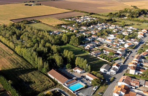 Saint-Michel-en-l'Herm House | 32 m² Mobile home ∙ 2 bedrooms ∙ 6 guests