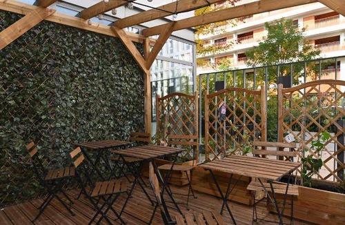 Yves Farge - Le Fleuve Apartment | 35 m² Serviced apartment ∙ 127 guests