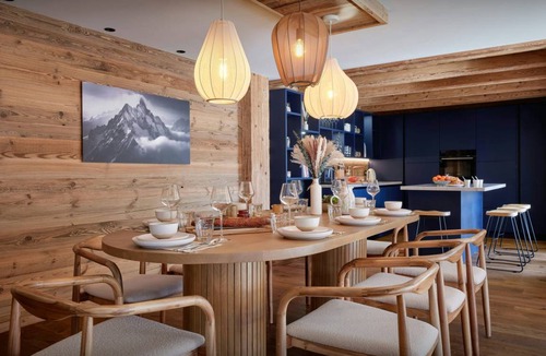La Clusaz Ski Chalet | 362 m² Chalet ∙ 5 bedrooms ∙ 10 guests