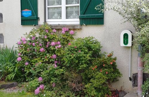 Orcines Cottage | 4* At the foot of the Puy-de-Dôme World Heritage Parc Volcans. Electric charging point