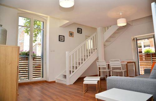 Saint-Etienne Apartment | 40 m² Apartment ∙ 4 guests