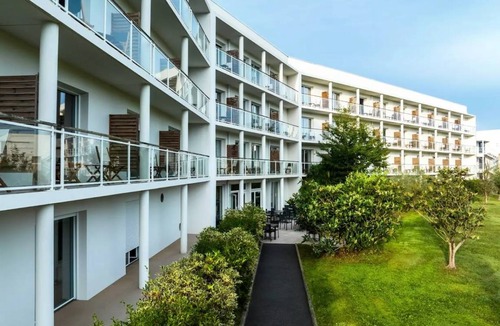 Carquefou Apartment | 40 m² Studio flat ∙ 1 bedroom ∙ 2 guests