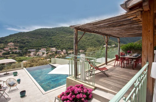 Figarella Villa | 400 m² Villa ∙ 6 bedrooms ∙ 14 guests