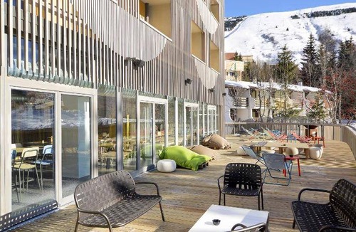 Les Deux Alpes Hostel | 45 m² Hostel ∙ 127 guests
