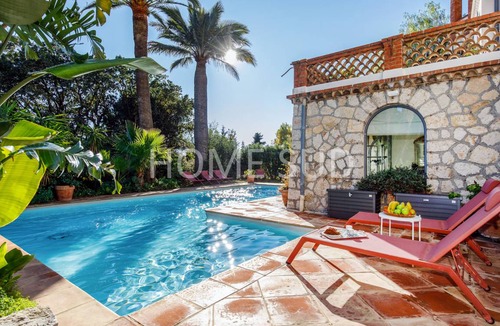 Cannes La Bocca Villa | 460 m² Villa ∙ 8 bedrooms ∙ 16 guests